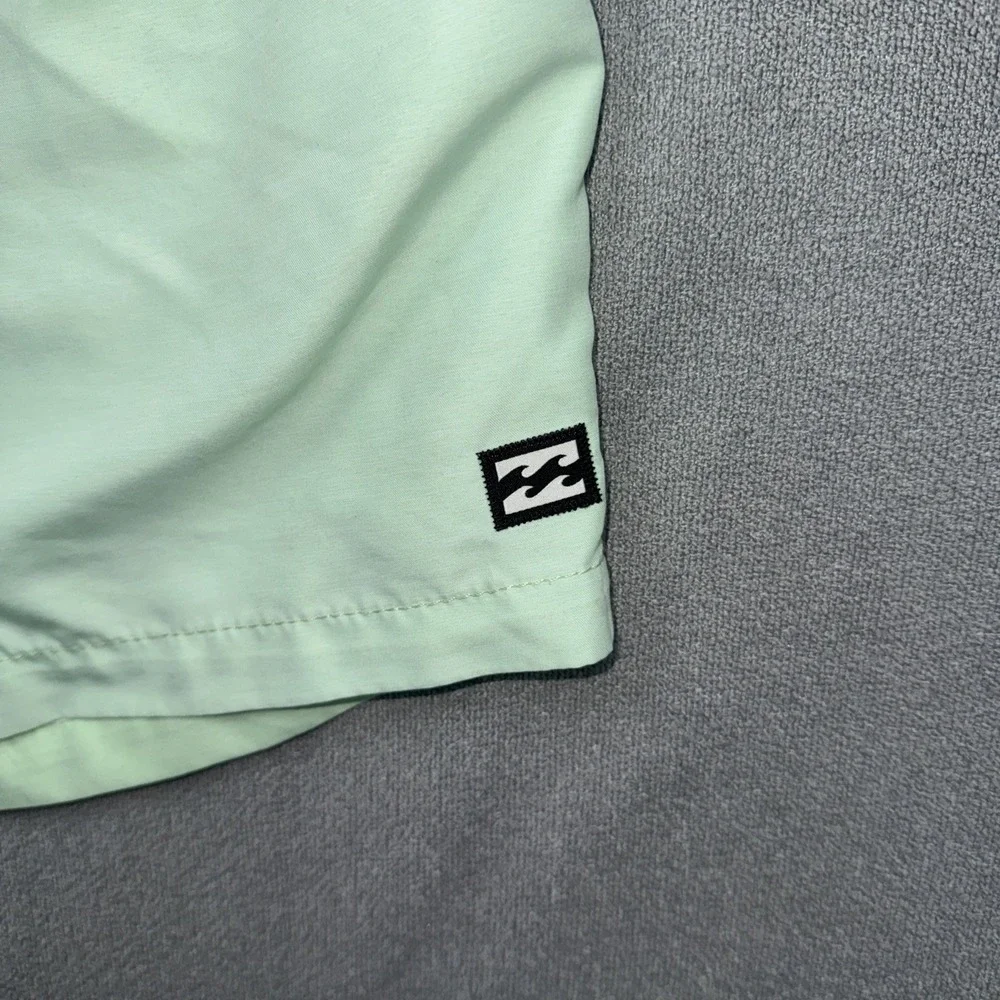 Men's Billabong All Day Layback‎ Shorts Trunks Small Pistacio Short Length